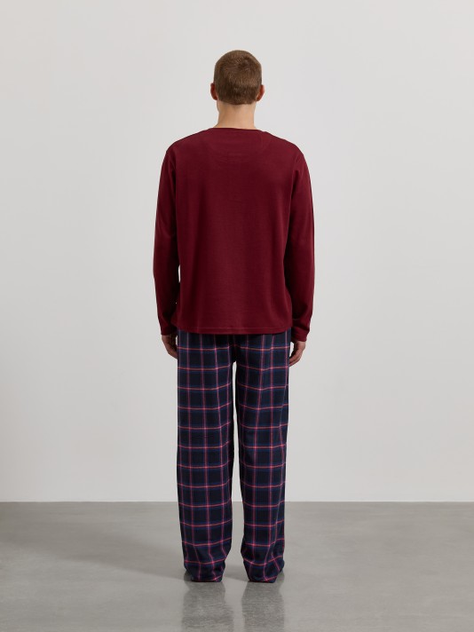 Pijama com calças aos quadrados Pijama com calças aos quadrados