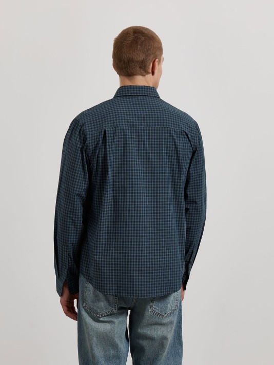 Camisa aos quadrados com bolso Camisa aos quadrados com bolso