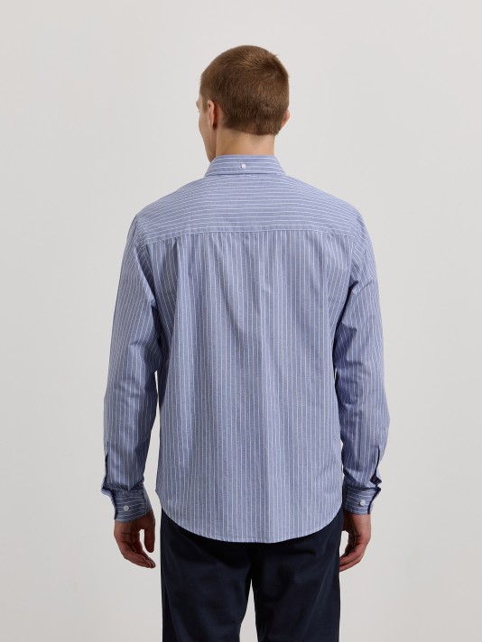 Camisa às riscas com bolso Camisa às riscas com bolso