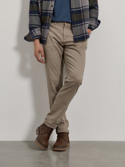 Cal�as chino slim fit