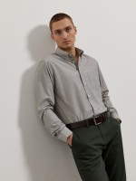 Camisa com bolso