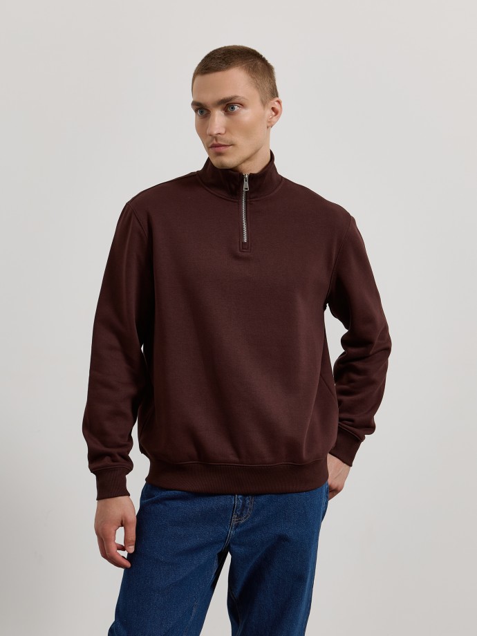 Sweatshirt com fecho