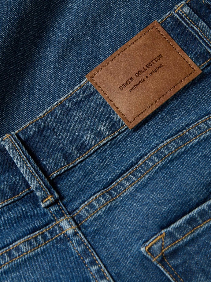 Cal�as de ganga bootcut push-up
