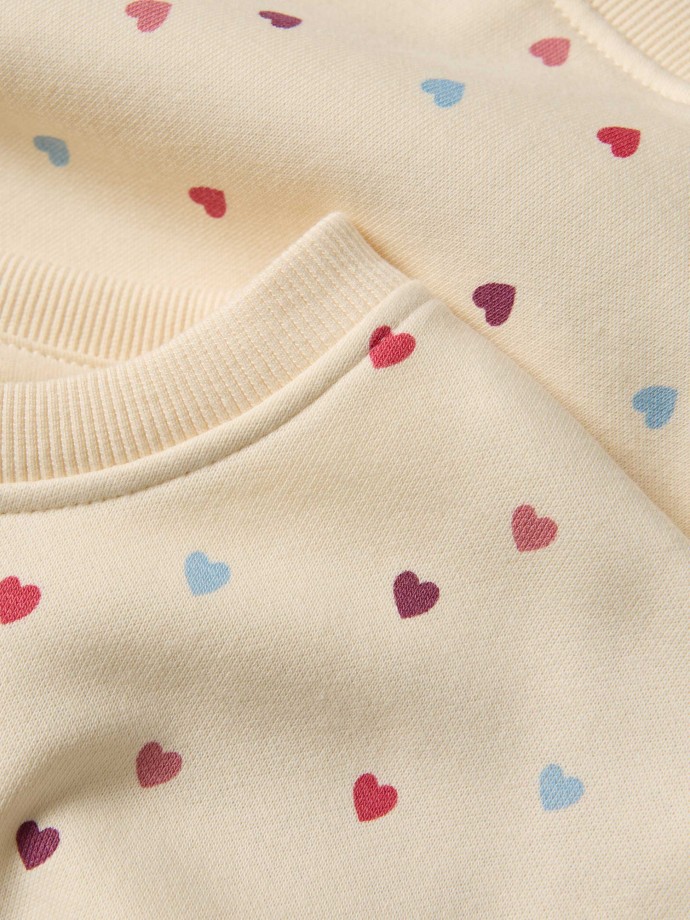 Sweatshirt estampada com corações Sweatshirt estampada com corações