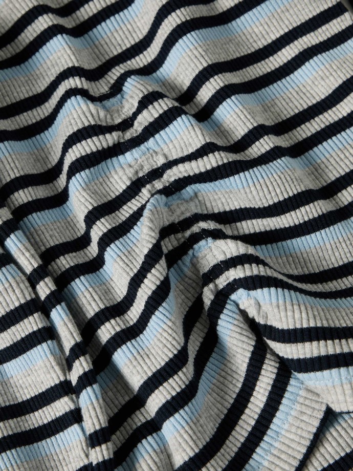 Camisola �s riscas com franzido