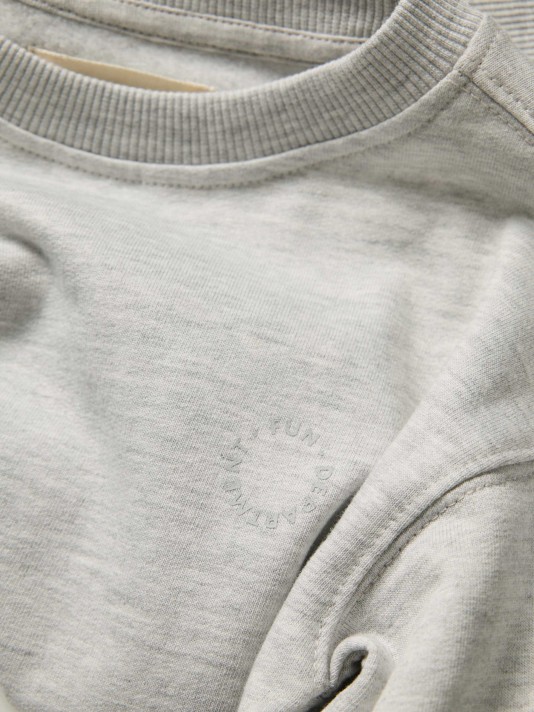 Sweatshirt com detalhe estampado Sweatshirt com detalhe estampado
