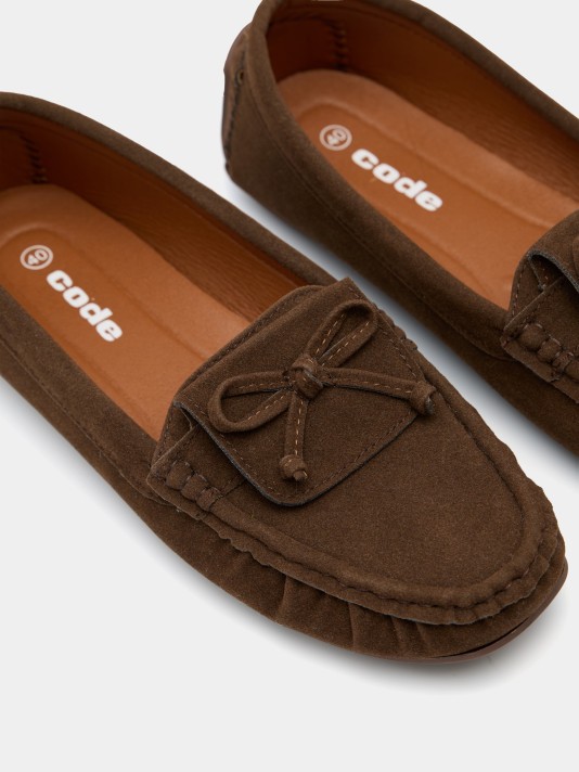 Mocassins em camur�a com la�o