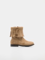 Botas com franjas