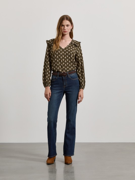 Blusa estampada com folho Blusa estampada com folho