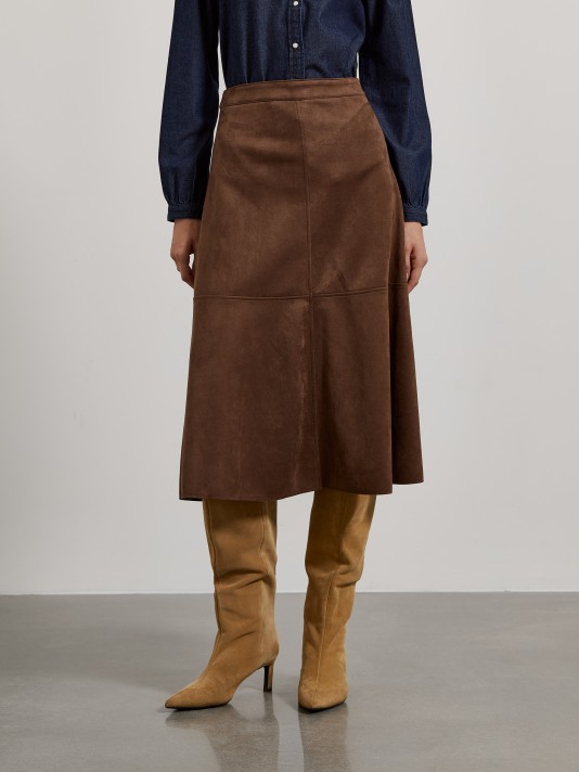 Saia midi efeito suede Saia midi efeito suede