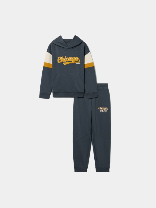 Conjunto de fato de treino com carapuço Conjunto de fato de treino com carapuço