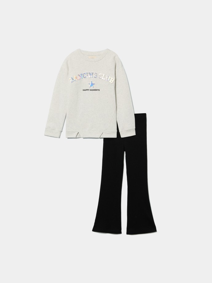 Conjunto de sweatshirt e leggings