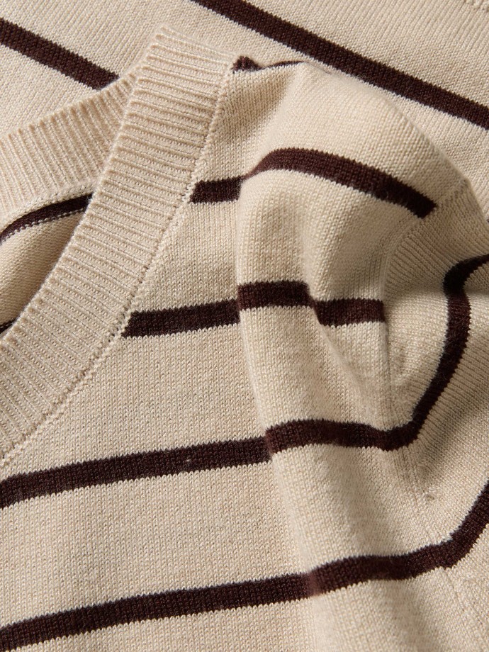 Camisola de malha �s riscas