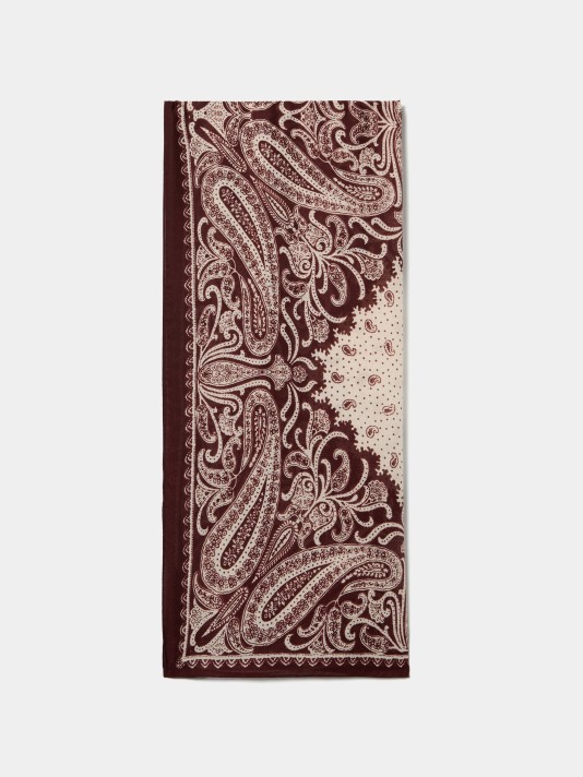 Len�o com estampado paisley