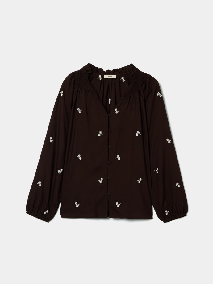 Camisa estampada com bordados