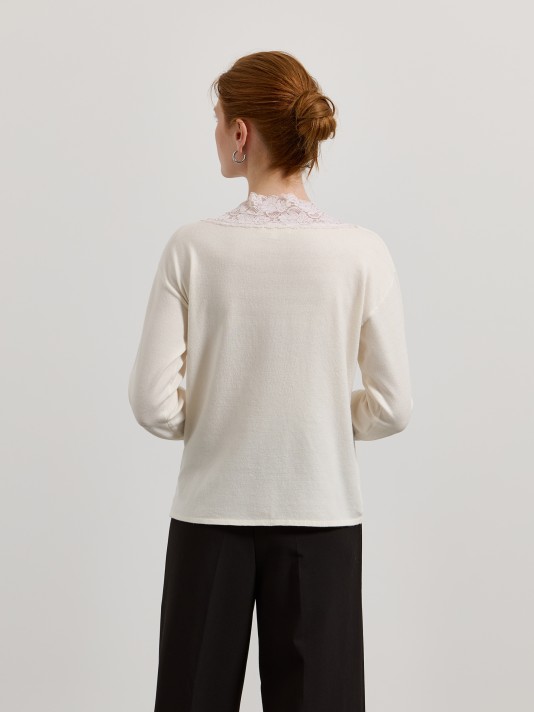 Camisola com renda Camisola com renda