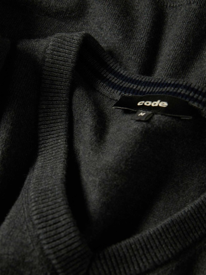 Pullover com decote em V