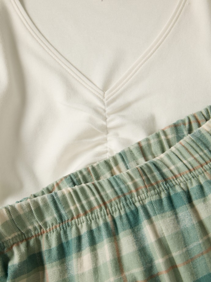 Pijama com cal�as aos quadrados