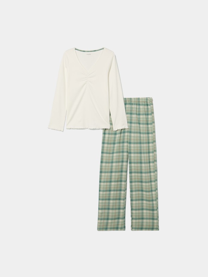 Pijama com cal�as aos quadrados