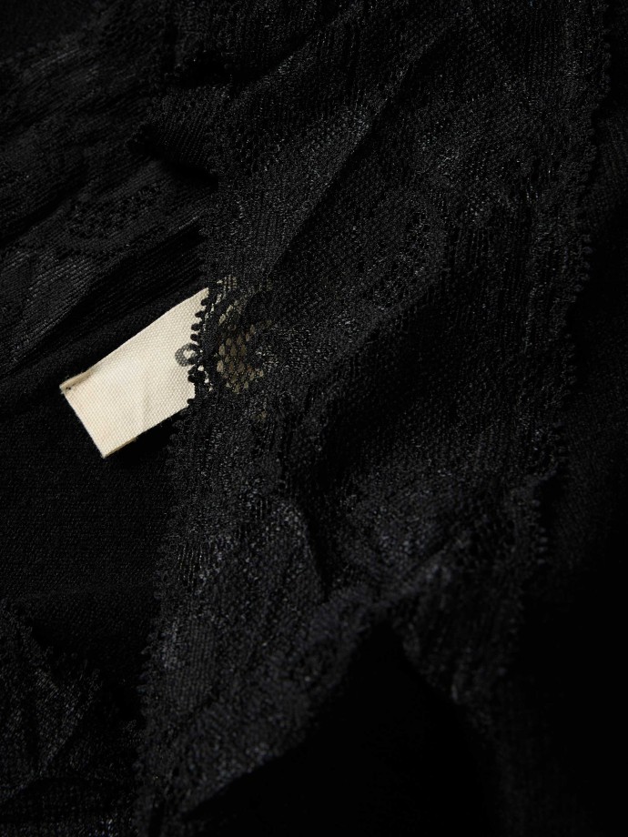 Camisola com renda