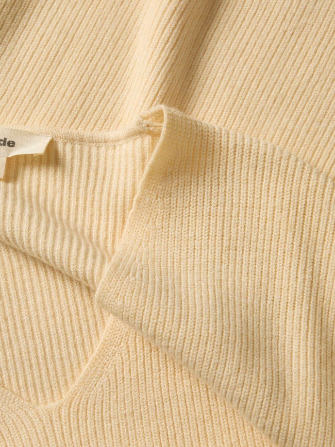 Camisola de malha com decote em V