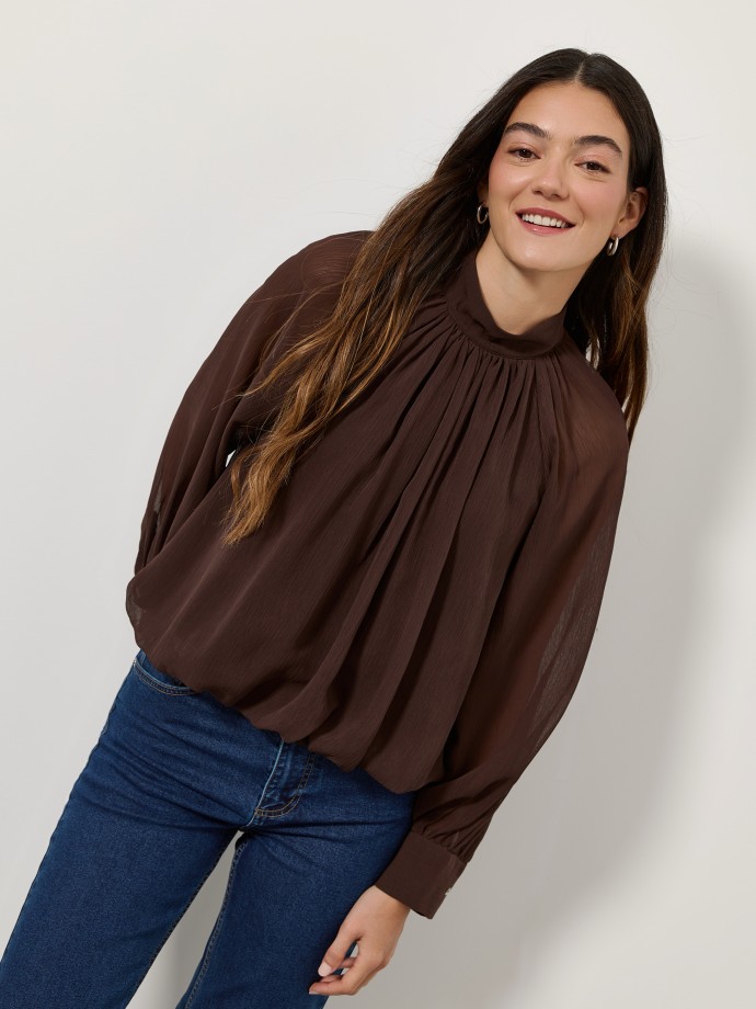 Blusa com efeito bal�o