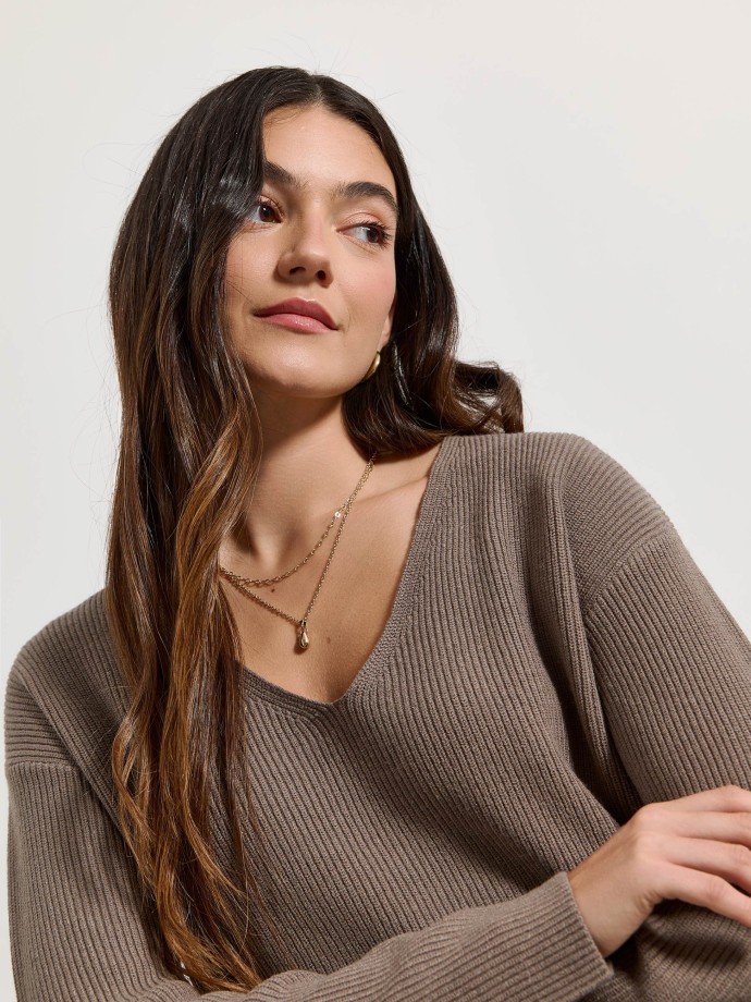 Camisola de malha com decote em V