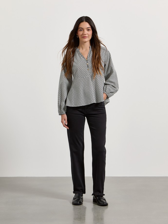 Blusa estampada com bot�es
