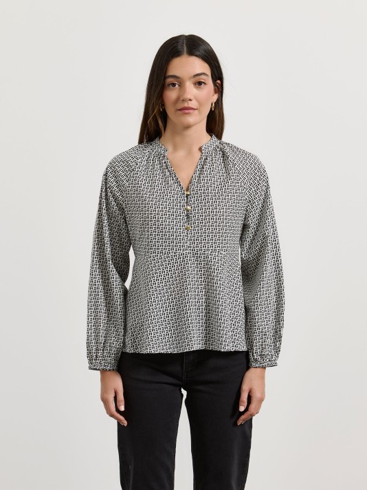 Blusa estampada com botões Blusa estampada com botões