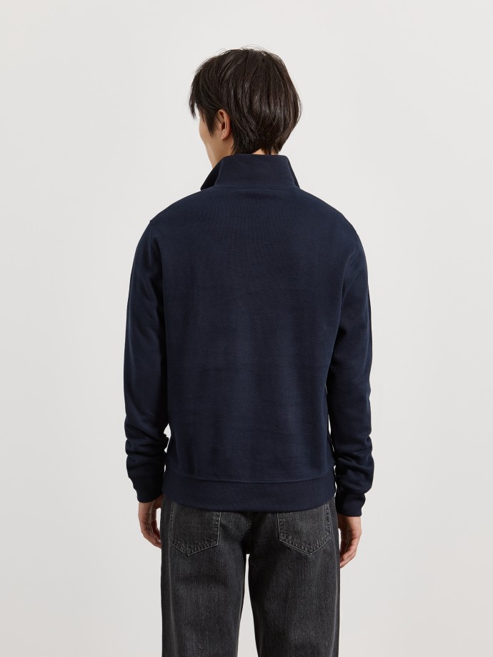 Sweatshirt com gola de fecho