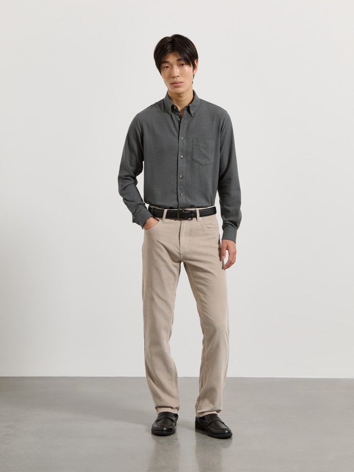 Camisa com bolso