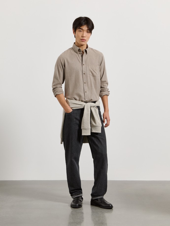 Camisa com bolso