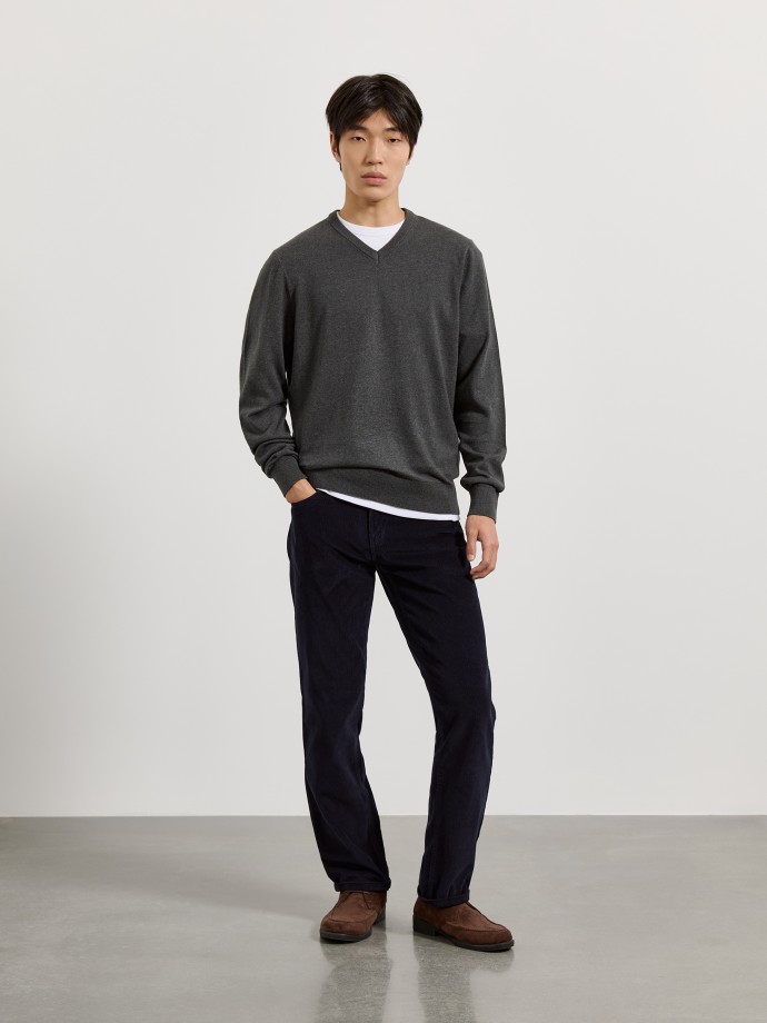 Pullover com decote em V