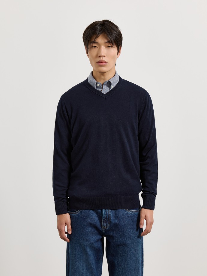 Pullover com decote em V