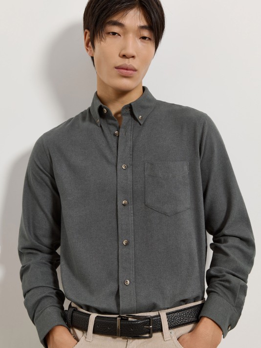 Camisa com bolso