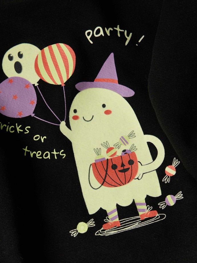 Sweatshirt Fantasma Brilha No Escuro