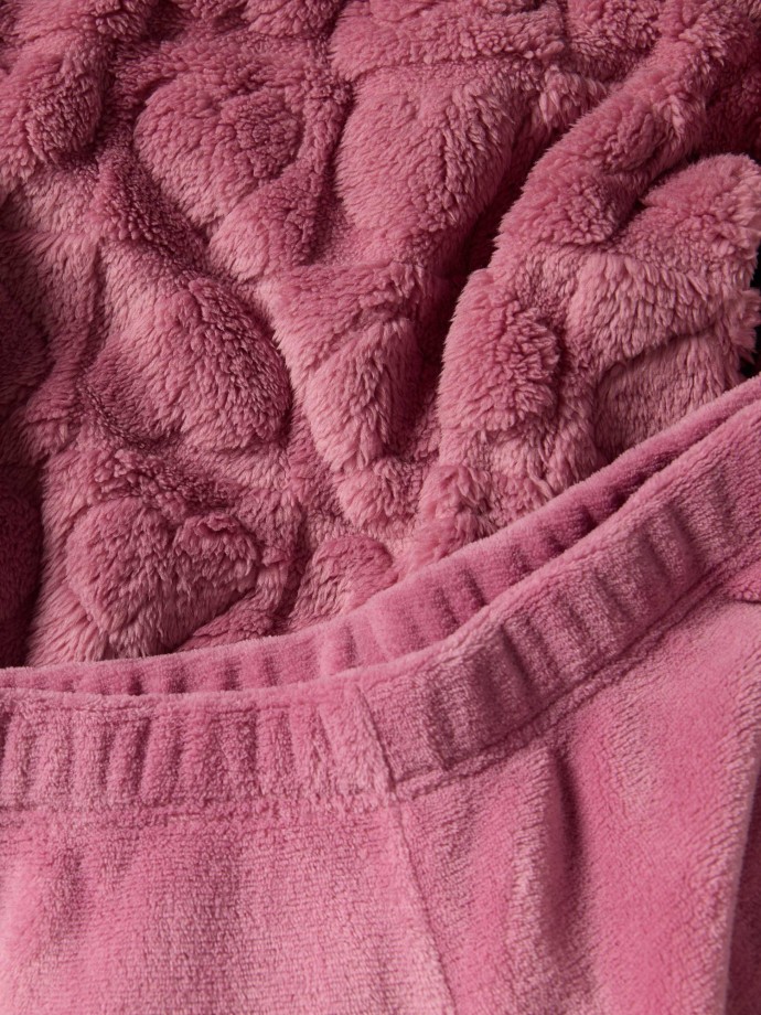 Pijama polar com cora��es