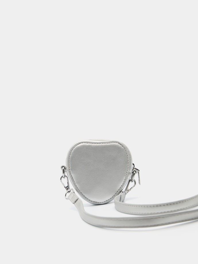 Mini heart-shaped suitcase Mini heart-shaped suitcase