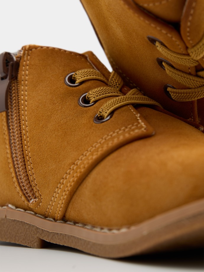 Bota Cano Baixo