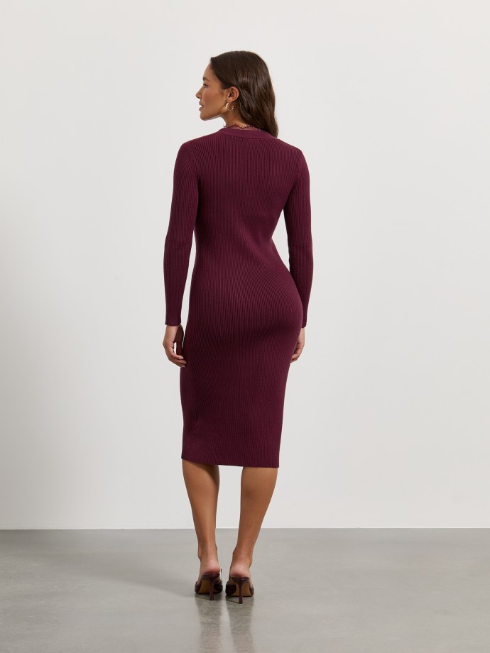 Vestido midi de malha com renda