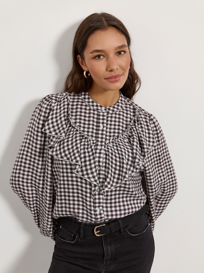 Camisa xadrez com folhos