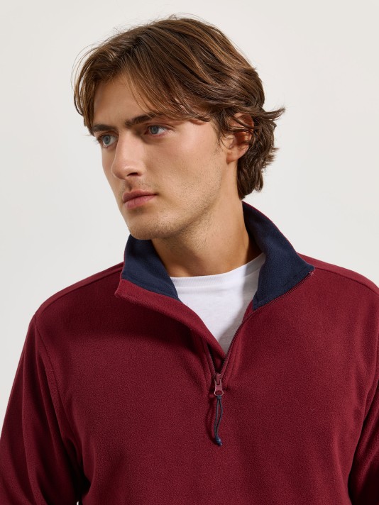 Camisola polar com fecho