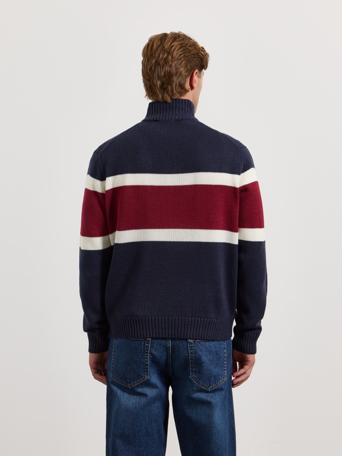Camisola de malha �s riscas com fecho
