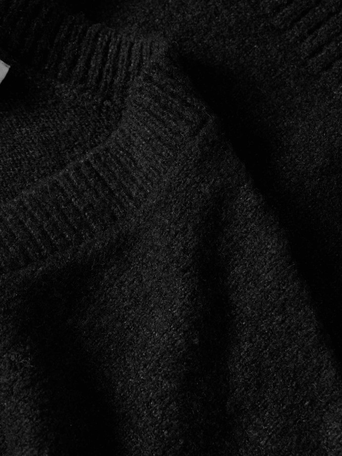 Camisola de malha com decote em V
