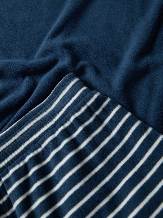 Pijama com calças às riscas Pijama com calças às riscas