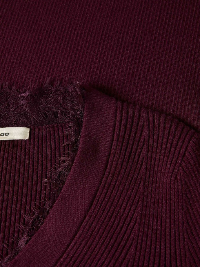 Vestido midi de malha com renda